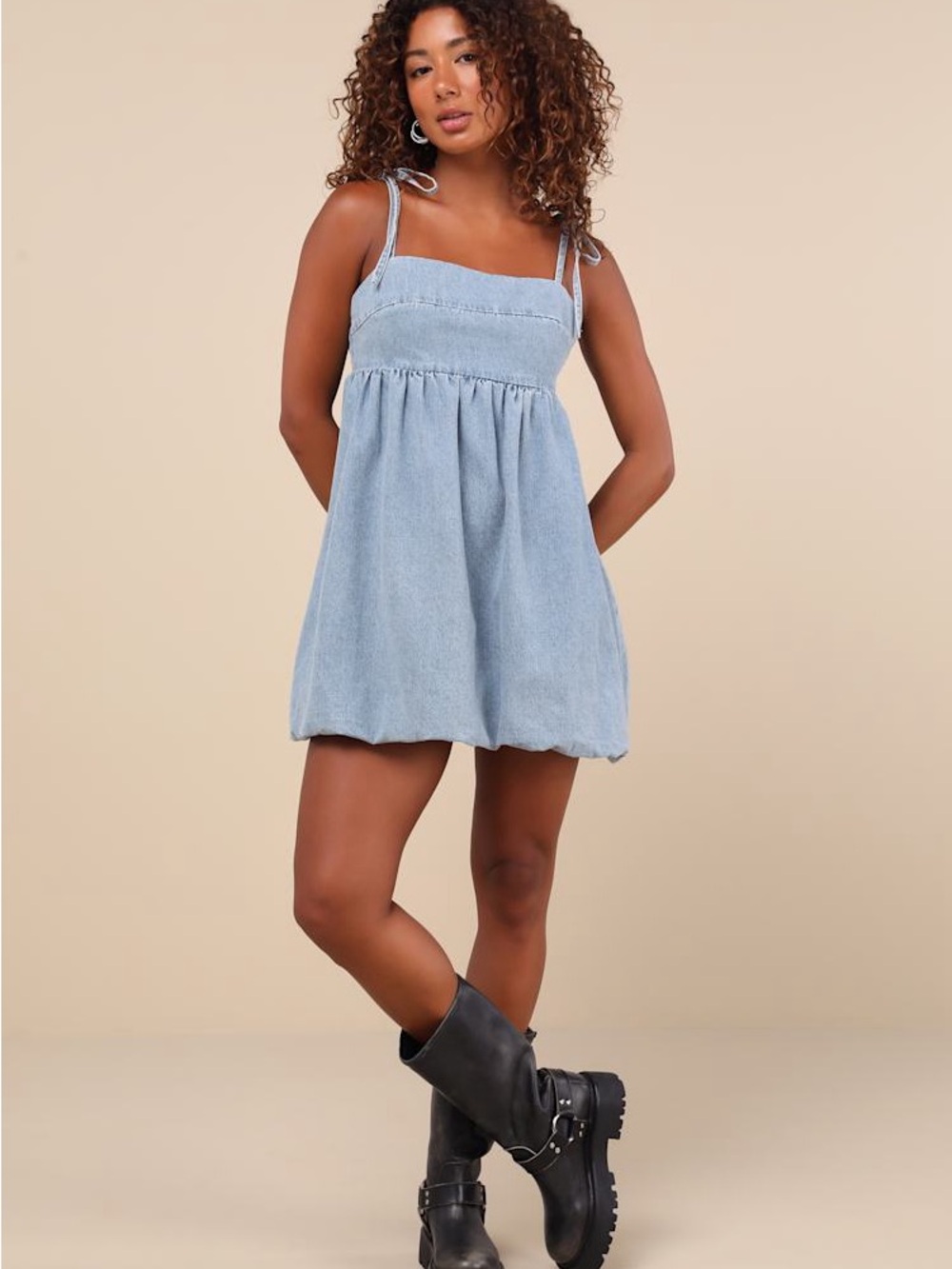 Lulus Charmed Aura Light Wash Denim Tie-Strap Bubble-Hem Mini Dress Size M NWT - Picture 2 of 11